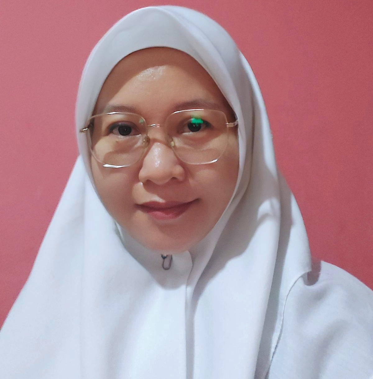 Dwi Yanti SEO Specialist